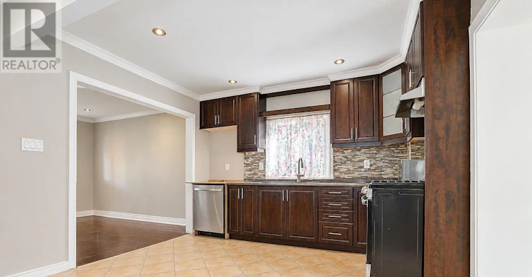 MAIN FL-45 Craydon Avenue, Toronto, ON, M6M 2C8 - 23