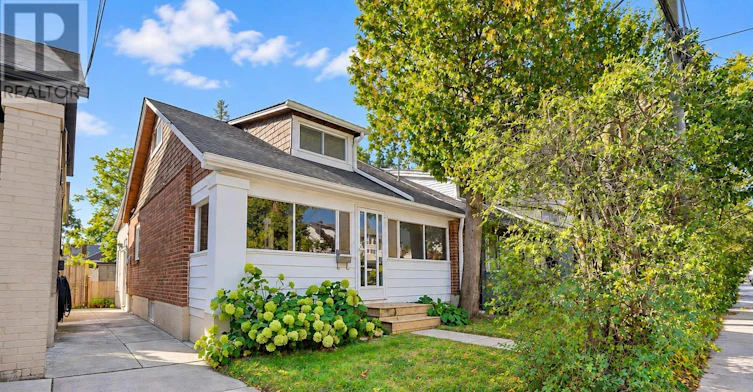 MAIN FL-45 Craydon Avenue, Toronto, ON, M6M 2C8 - 2