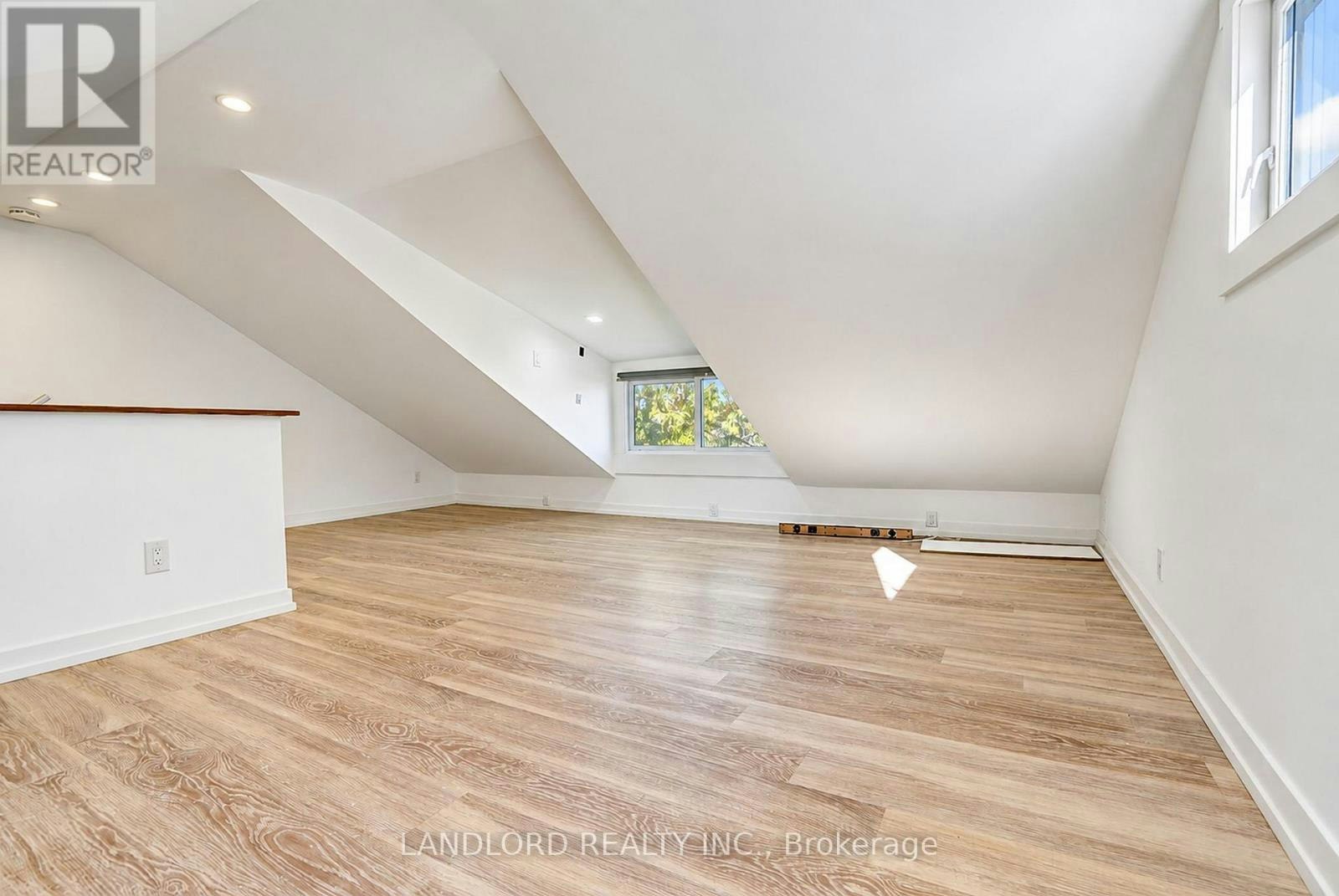 MAIN FL-45 Craydon Avenue, Toronto, ON, M6M 2C8 - 39