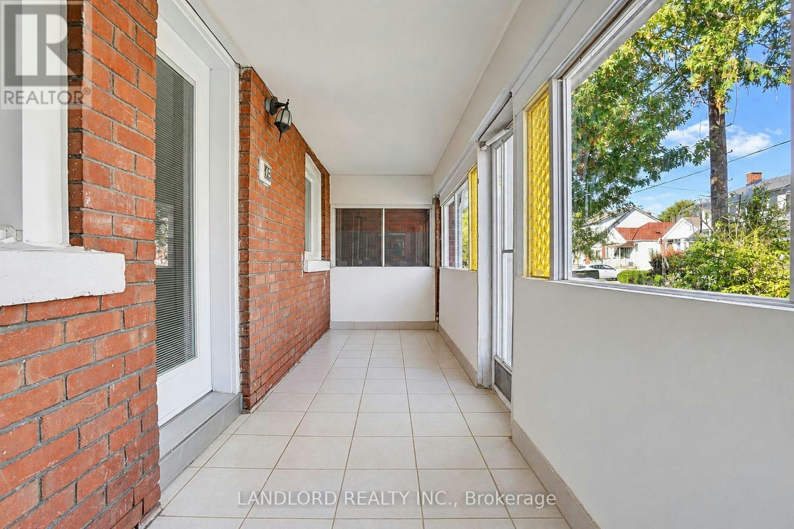 MAIN FL-45 Craydon Avenue, Toronto, ON, M6M 2C8 - 7