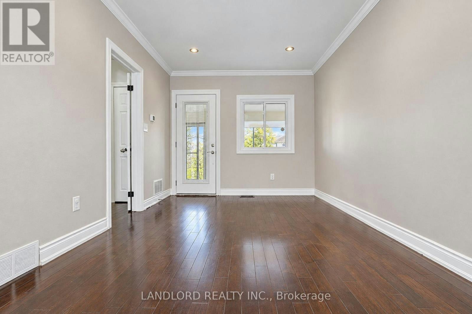 MAIN FL-45 Craydon Avenue, Toronto, ON, M6M 2C8 - 12