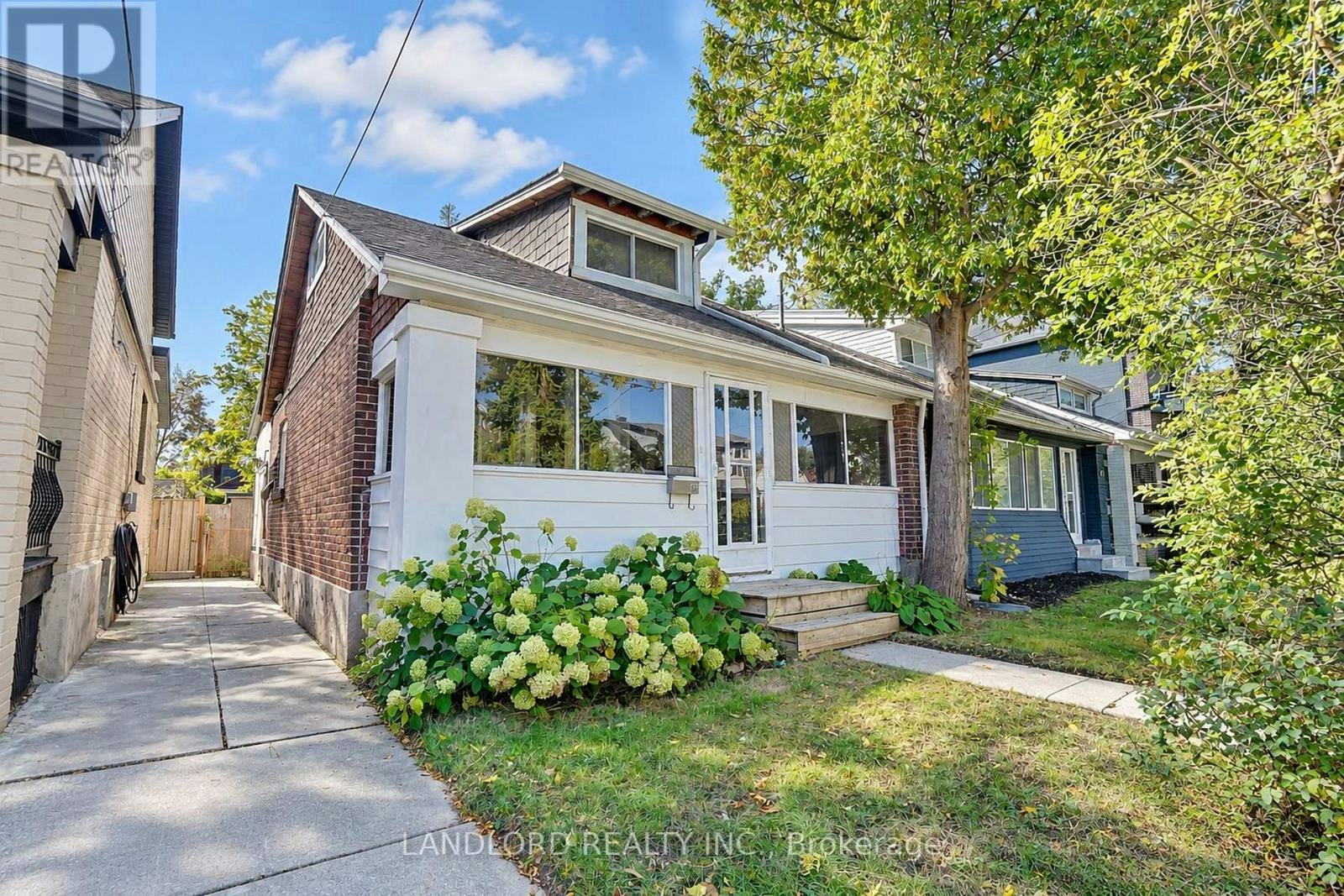 MAIN FL-45 Craydon Avenue, Toronto, ON, M6M 2C8 - 3