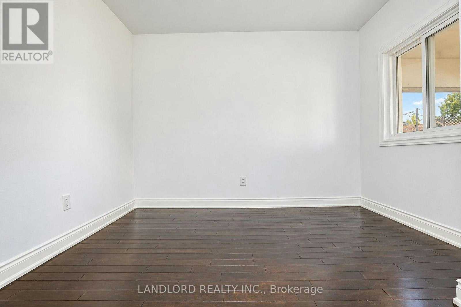 MAIN FL-45 Craydon Avenue, Toronto, ON, M6M 2C8 - 16