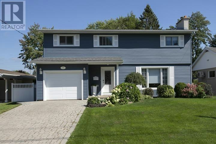 90 Florwin Drive, Sault Ste. Marie, ON, P6A 4J1