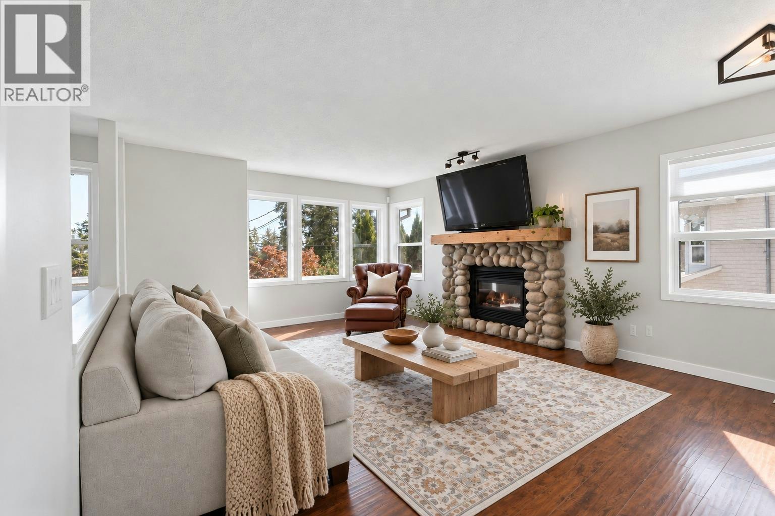 3220 Mciver Road - 4
