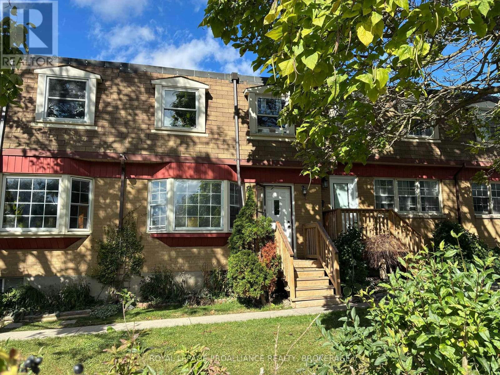 9-116 Notch Hill Road, Kingston, ON, K7M 2X1