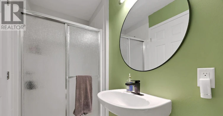 243 Eric Czapnik Way, Ottawa, ON, K1E 0B4 - 18