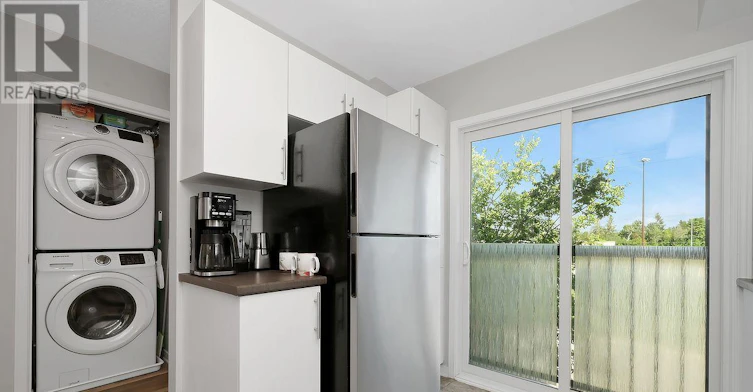 243 Eric Czapnik Way, Ottawa, ON, K1E 0B4 - 14