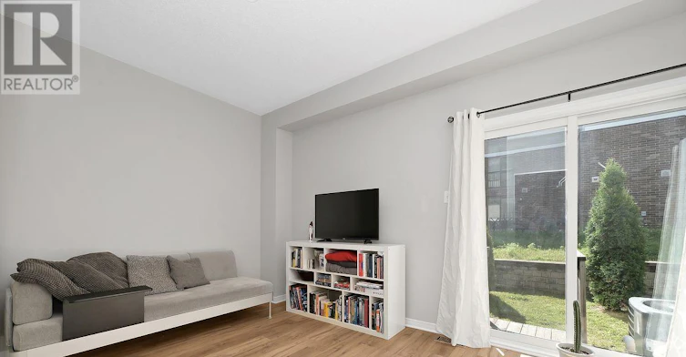 243 Eric Czapnik Way, Ottawa, ON, K1E 0B4 - 22