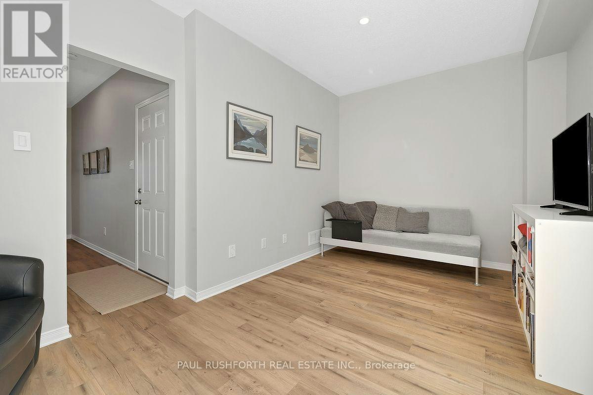 243 Eric Czapnik Way, Ottawa, ON, K1E 0B4 - 23