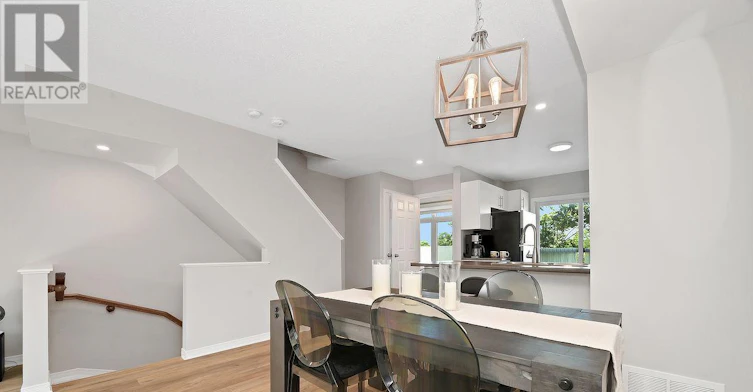 243 Eric Czapnik Way, Ottawa, ON, K1E 0B4 - 10