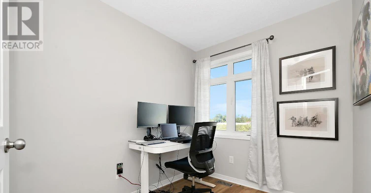 243 Eric Czapnik Way, Ottawa, ON, K1E 0B4 - 20