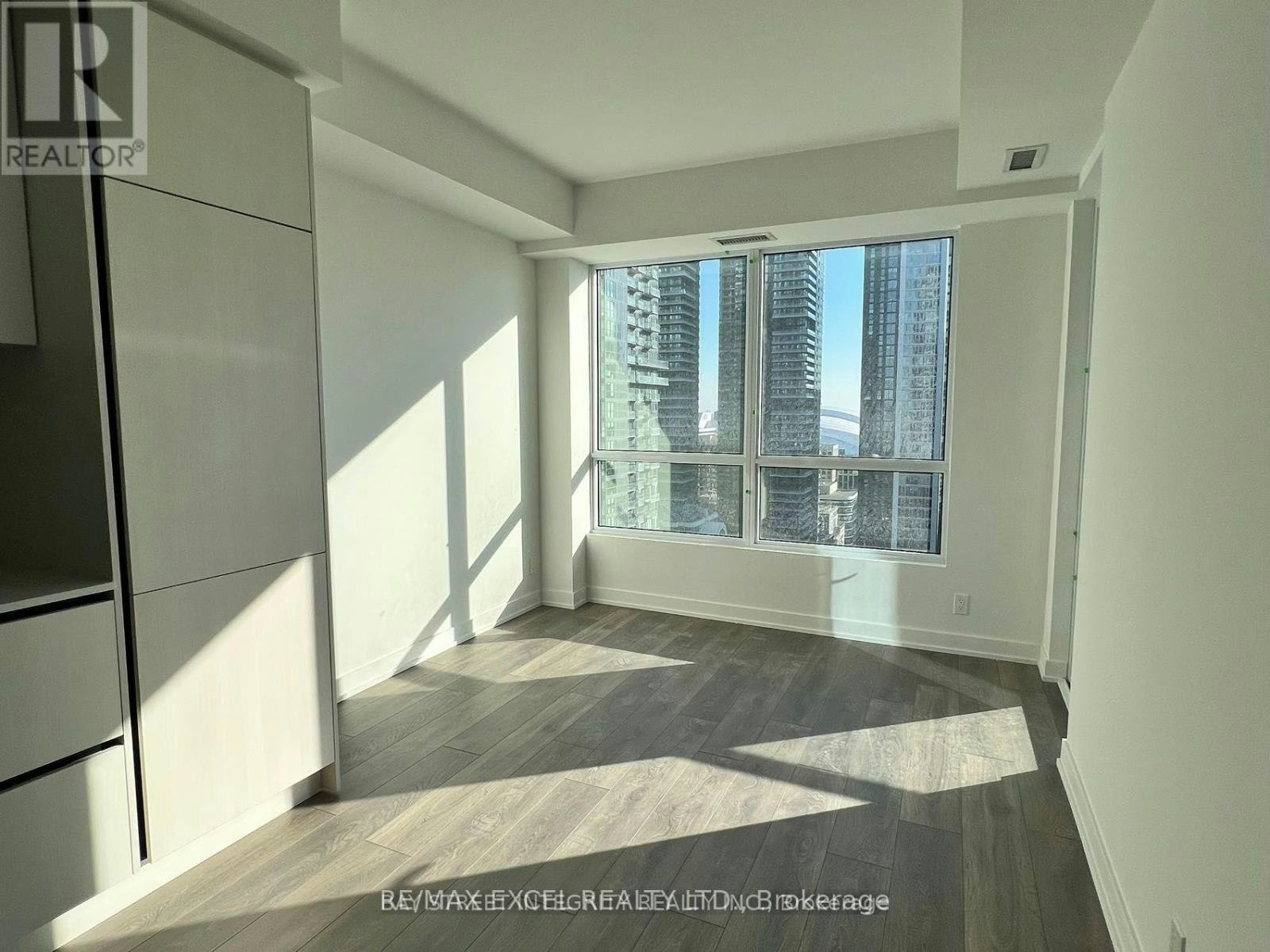 2708-108 Peter Street, Toronto, ON, M5V 0W2 - 3