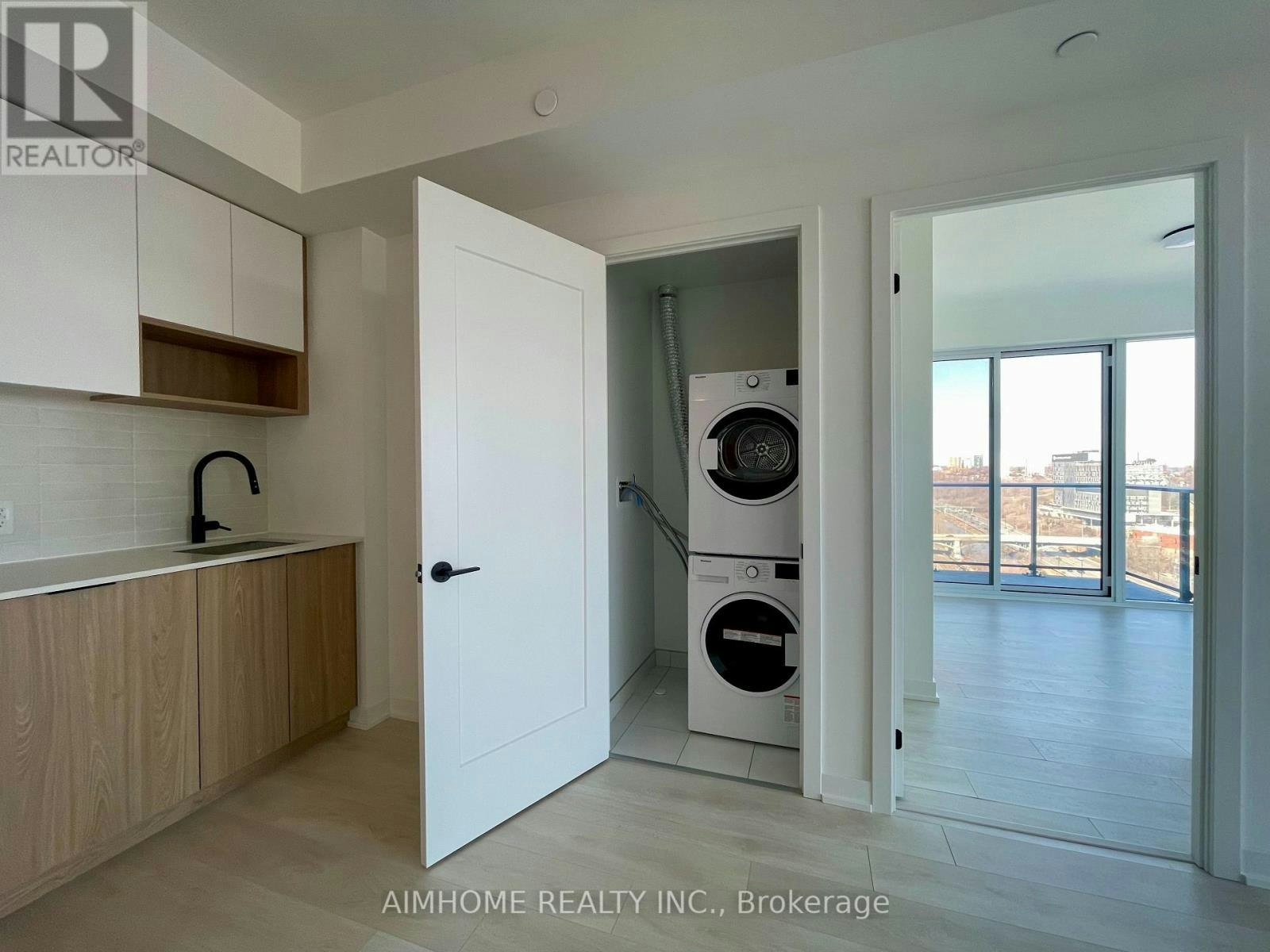 1712-5 Defries Street, Toronto, ON, M5A 0W7 - 6