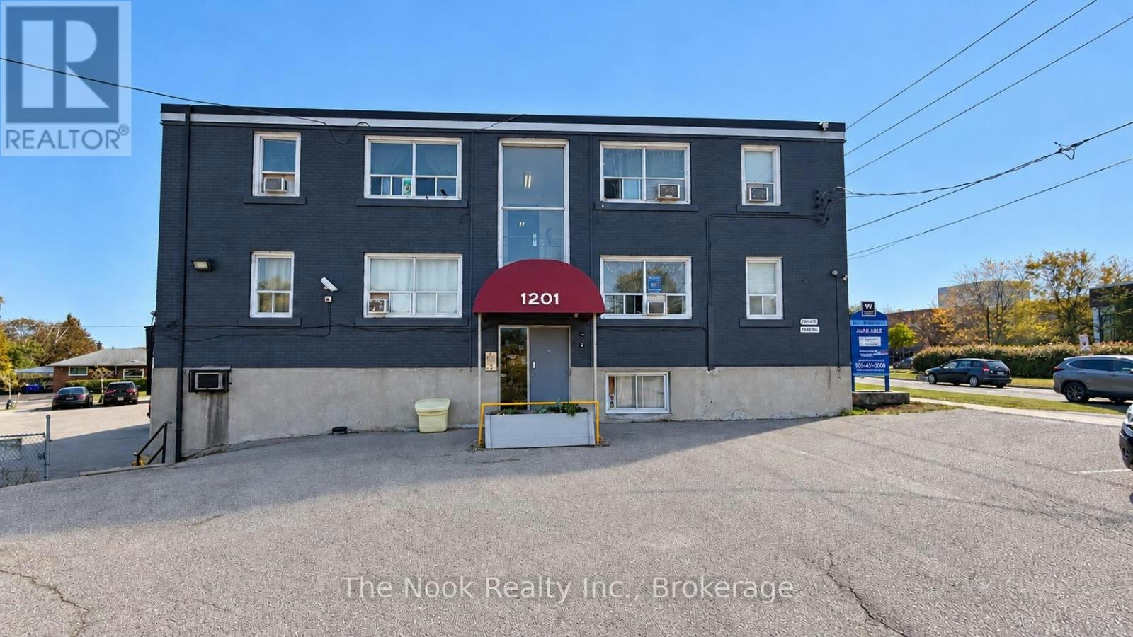 7-1201 Cedar Street, Oshawa, ON, L1J 3P1