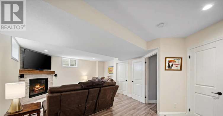 12 Ashwood Crescent, Komoka, ON, N0M 2A0 - 27