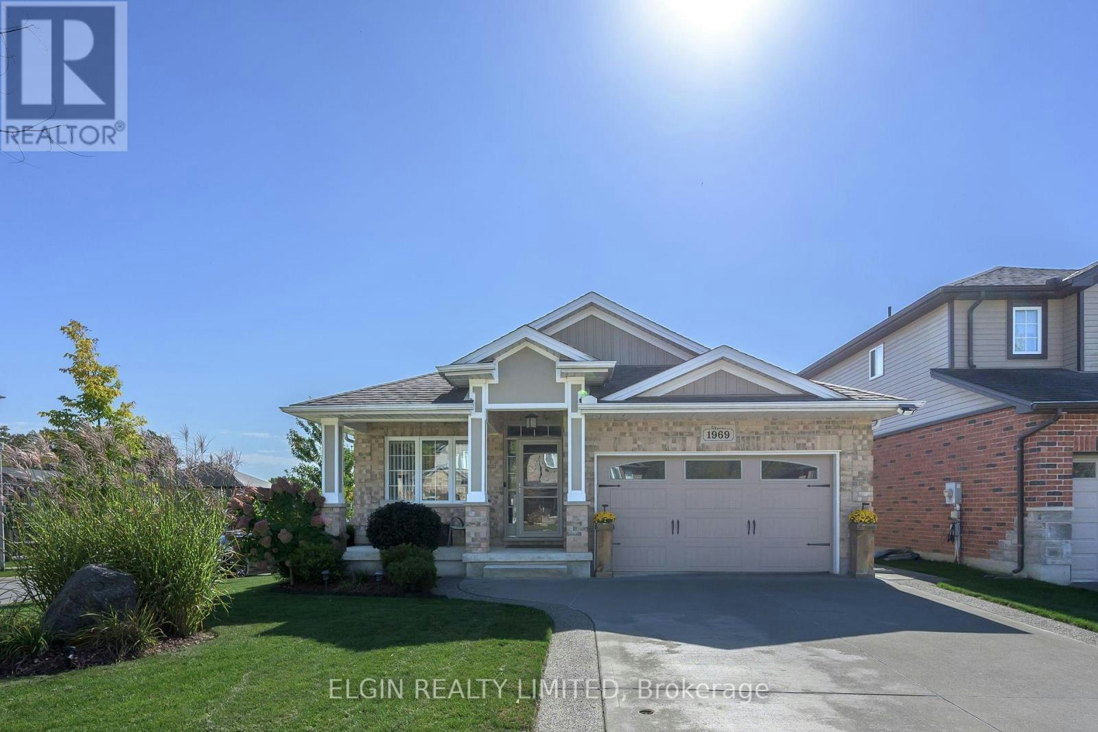 1969 Frederick Crescent, London, ON, N5W 0A4