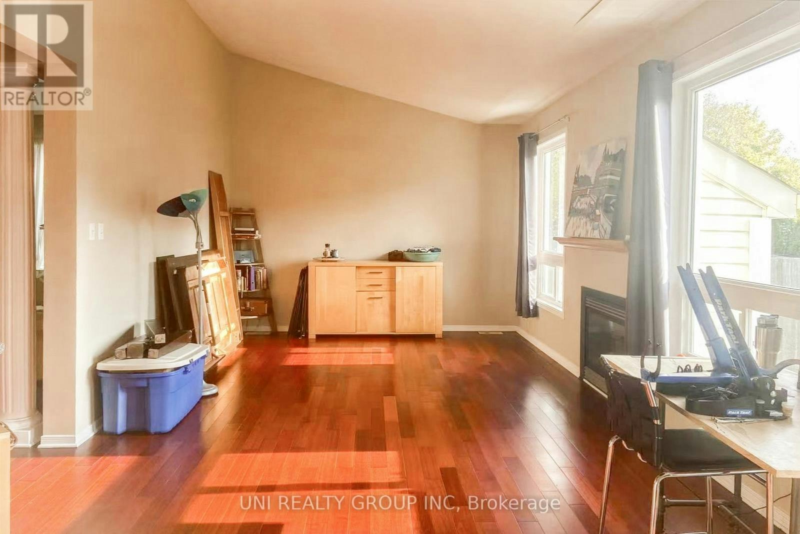 131 Lamplighters Drive, Ottawa, ON, K2J 0C1 - 6