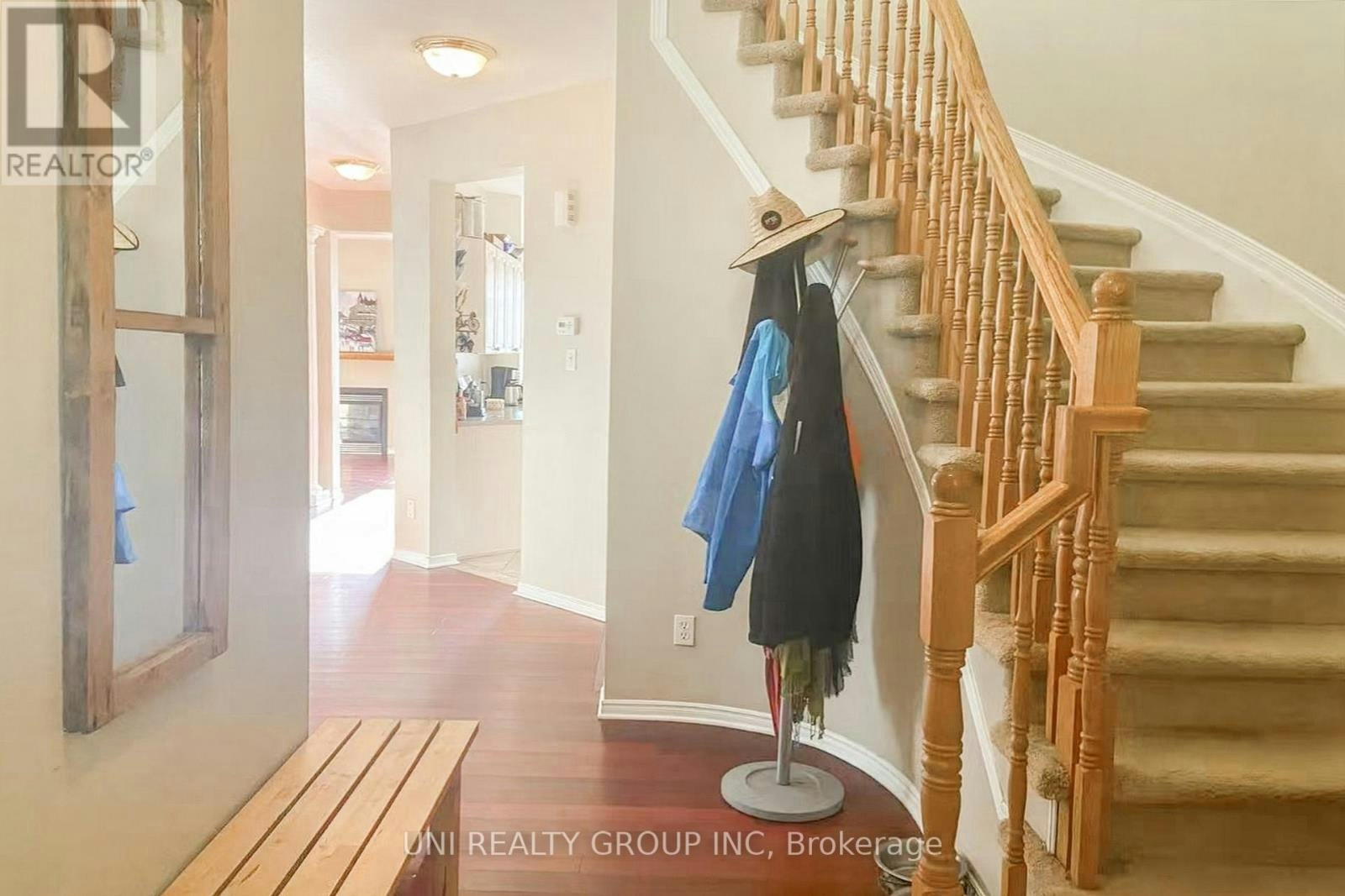 131 Lamplighters Drive, Ottawa, ON, K2J 0C1 - 3