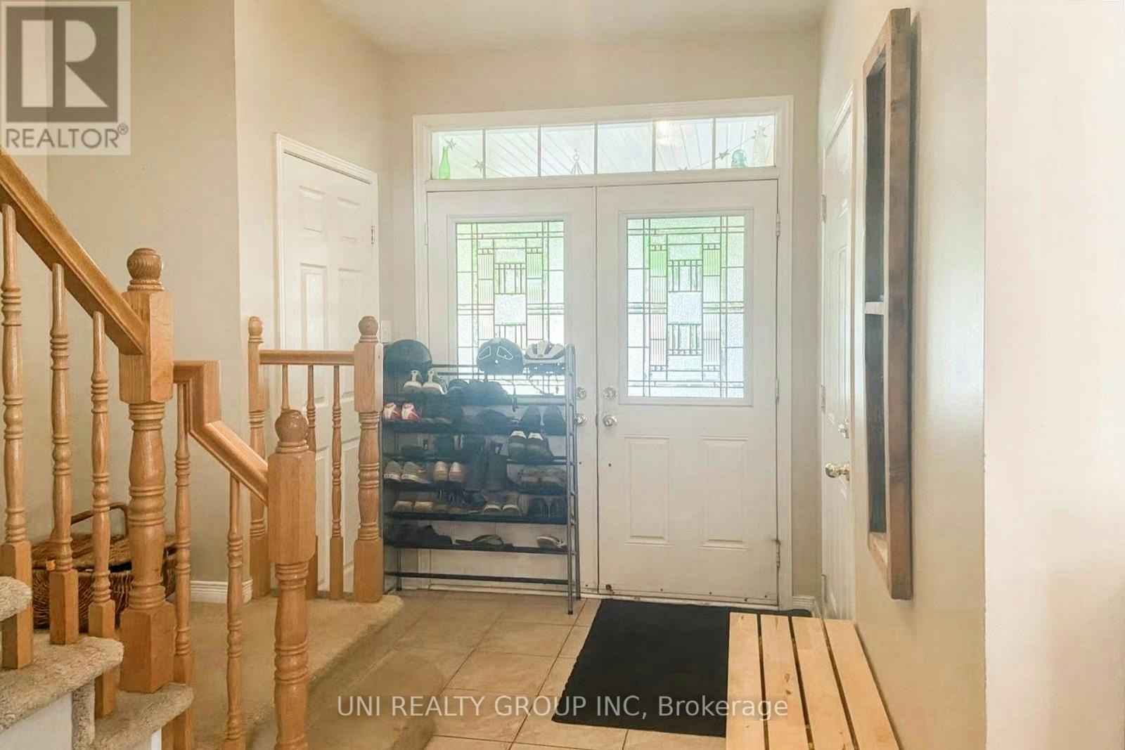 131 Lamplighters Drive, Ottawa, ON, K2J 0C1 - 2