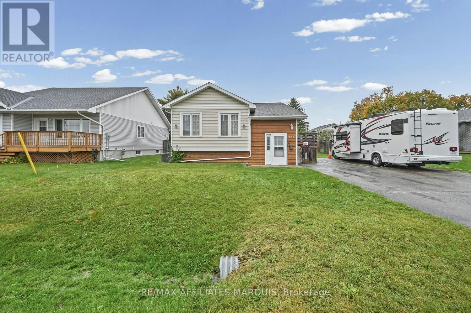 106 Lorne Street, Montague, ON, K7A 3L1