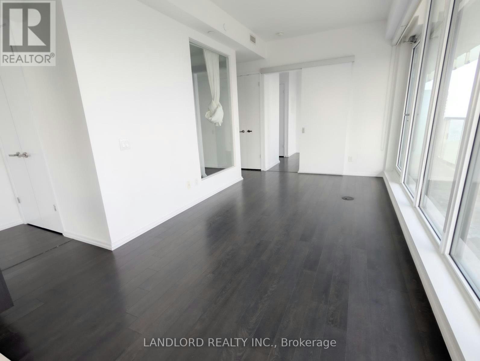 4309-197 Yonge Street, Toronto, ON, M5B 1M4 - 7