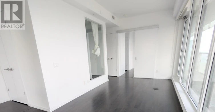4309-197 Yonge Street, Toronto, ON, M5B 1M4 - 7