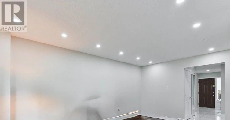 44-40 Dundalk Drive, Toronto, ON, M1P 4S3 - 5