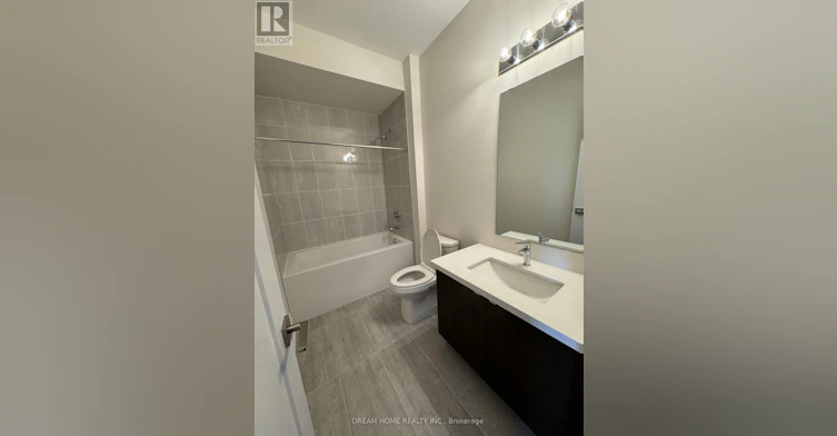 84 Tempel Street, Richmond Hill, ON, L4E 1K6 - 3