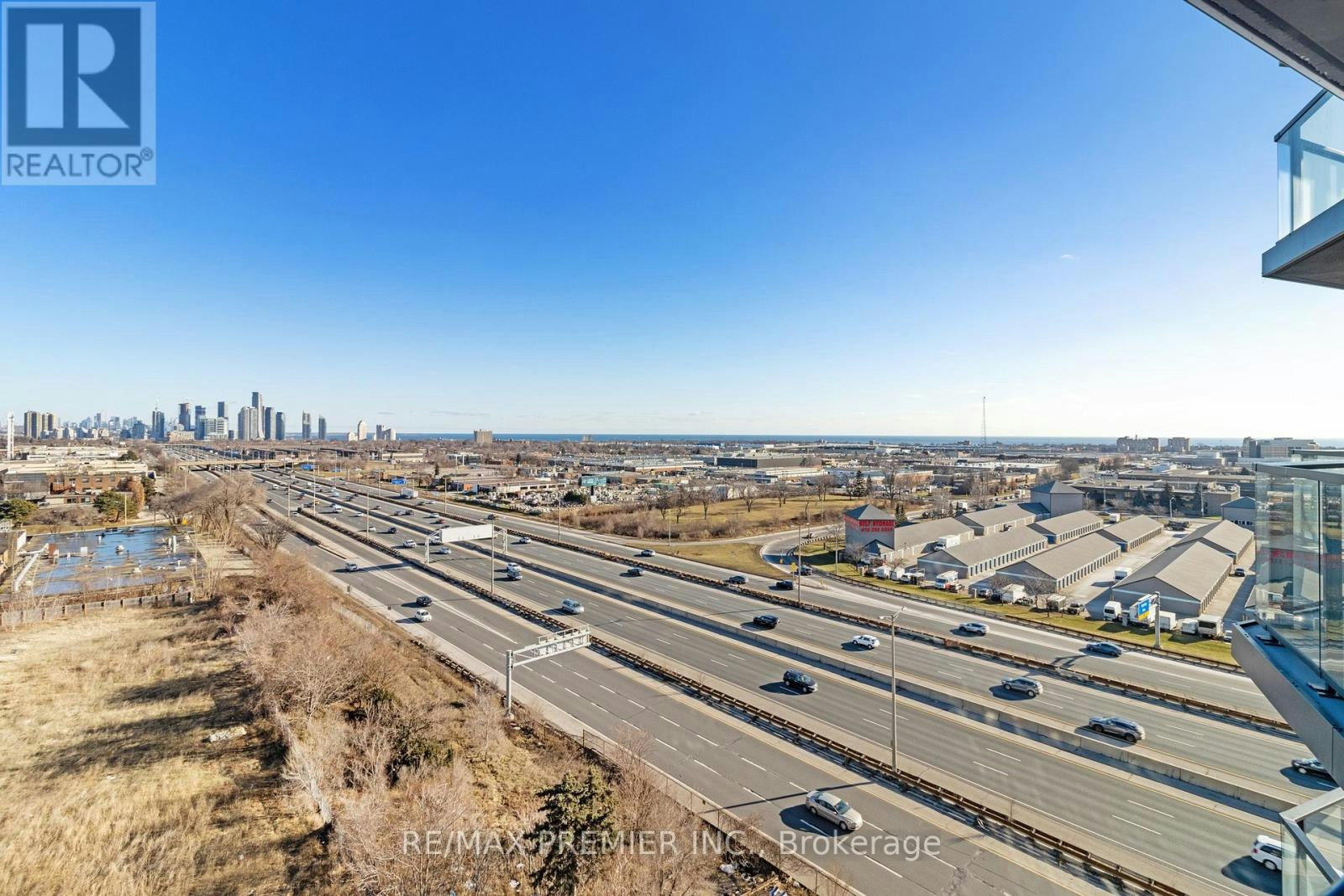 1007-36 Zorra Street, Toronto, ON, M8Z 0G5 - 38