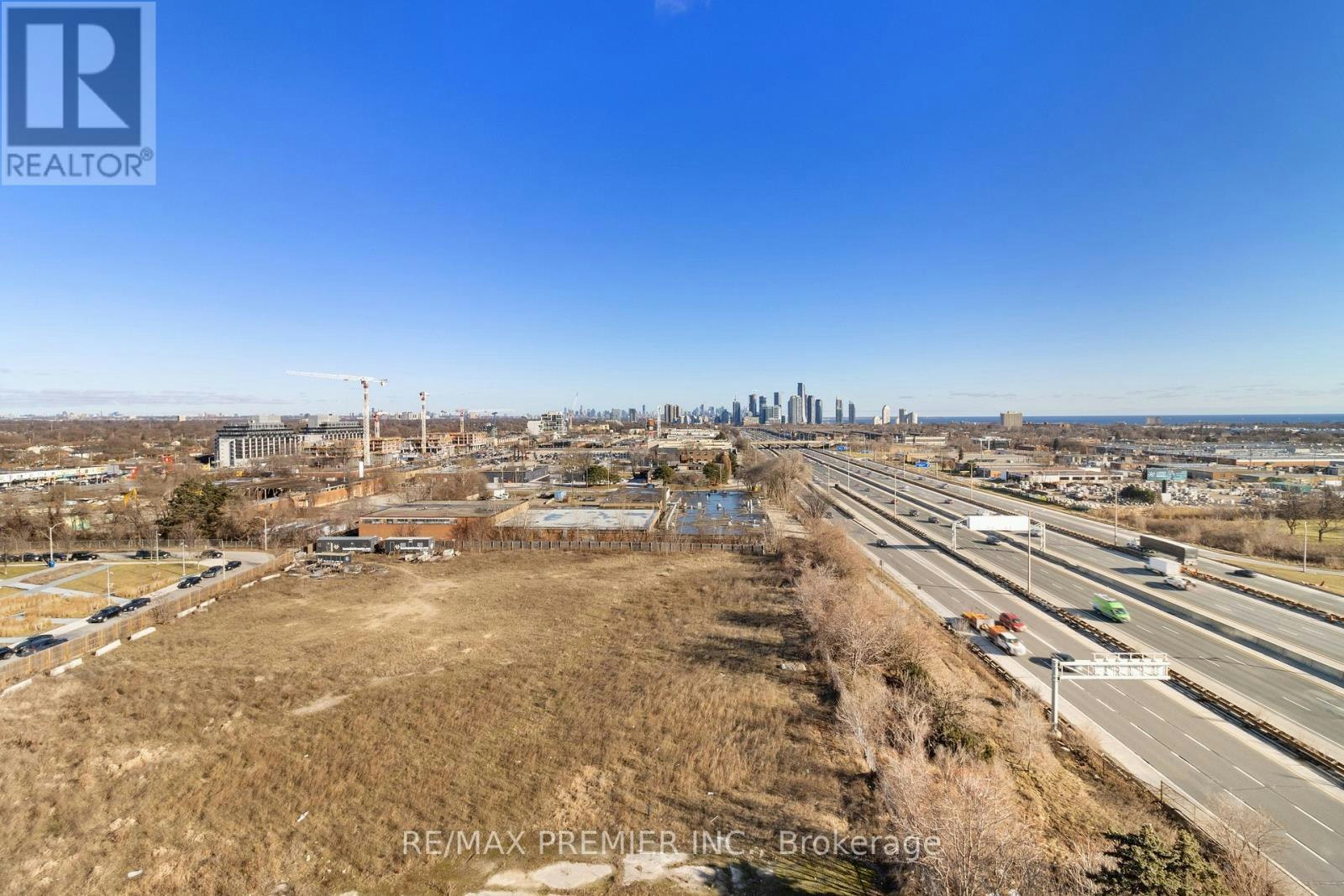 1007-36 Zorra Street, Toronto, ON, M8Z 0G5 - 37