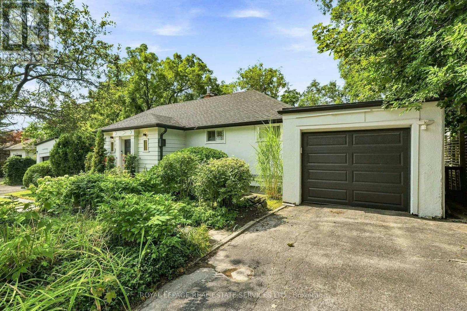 372 Trafalgar Road, Oakville, ON, L6J 3H5 3