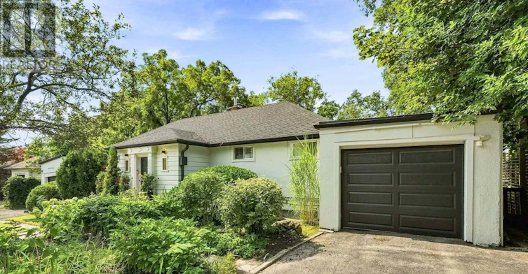 372 Trafalgar Road, Oakville, ON, L6J 3H5 - 3