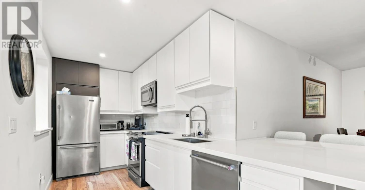 372 Trafalgar Road, Oakville, ON, L6J 3H5 - 45