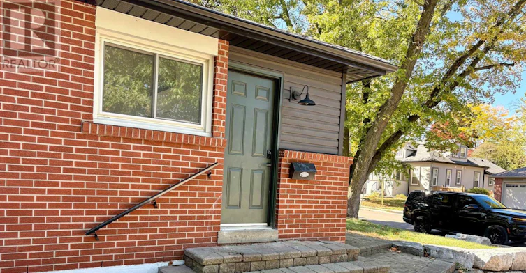 LOWER-292 Woodward Avenue, Milton, ON, L9T 1V2 - 3