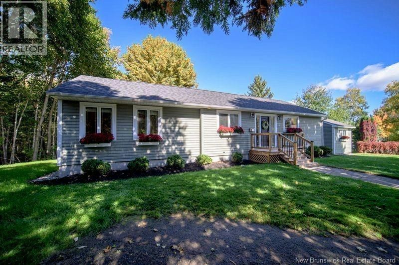 31 Riverview Drive, Fredericton, NB, E3B 5Y9