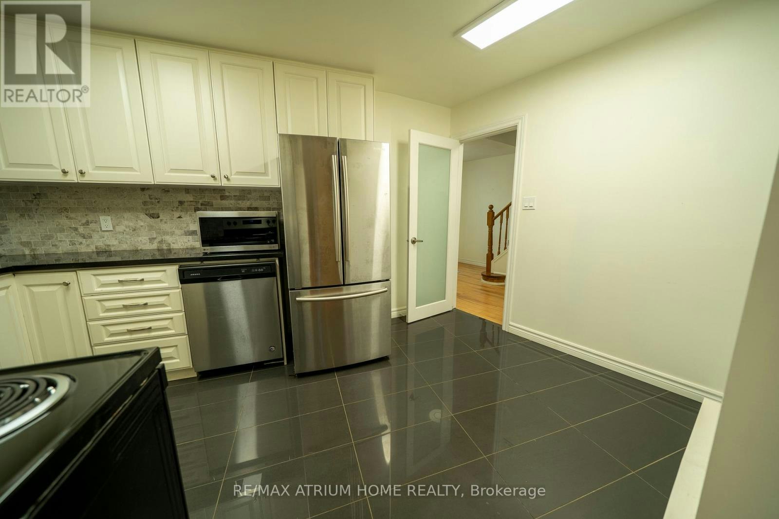 38 Reith Way, Markham, ON, L3T 5C7 5