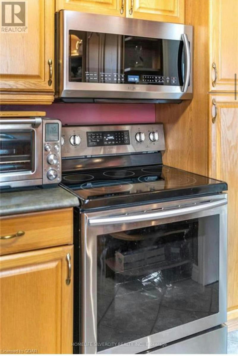 327 Victoria Avenue, Belleville, ON, K8N 2E2 - 4