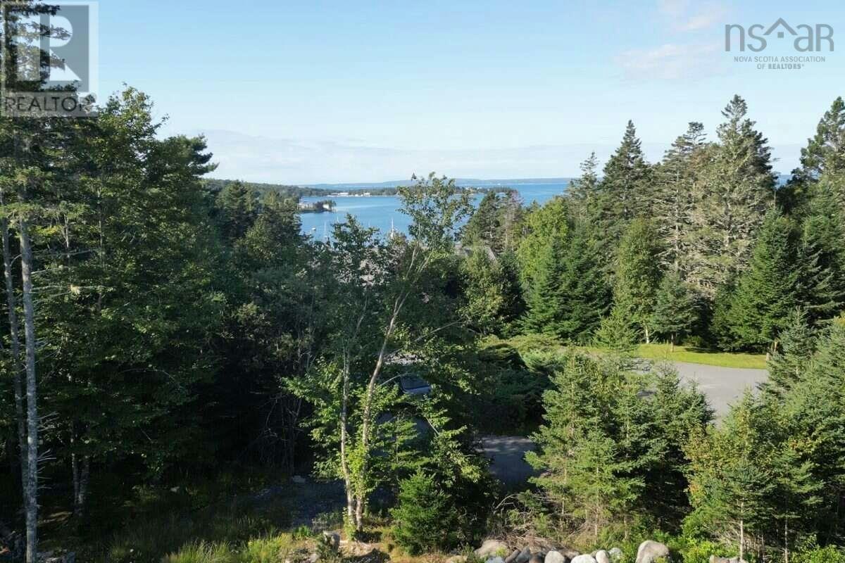 28 Juniper Ridge, Glen Haven, NS, B3Z 2V8
