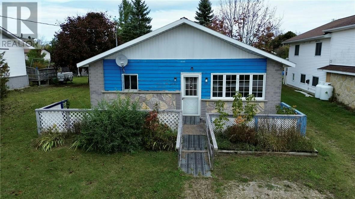 20 Cockburn Street, Manitoulin Island, ON, P0P 1K0