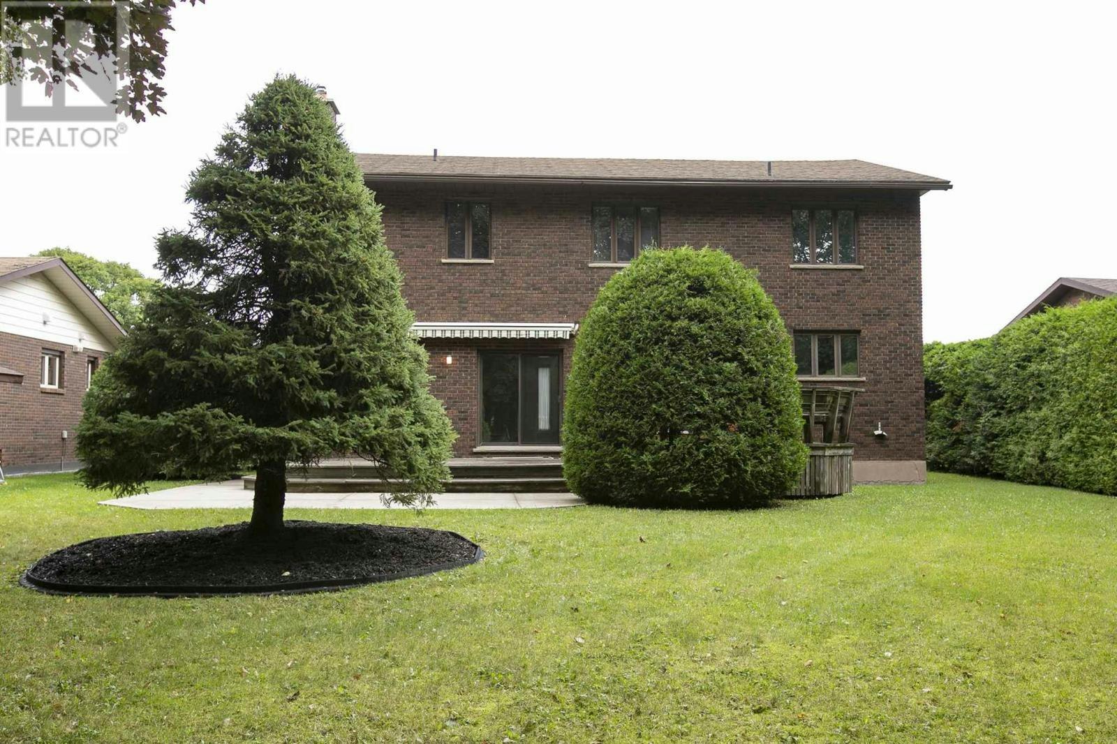 109 Greenview Lane, Sault Ste. Marie, ON, P6A 1L1 - 11