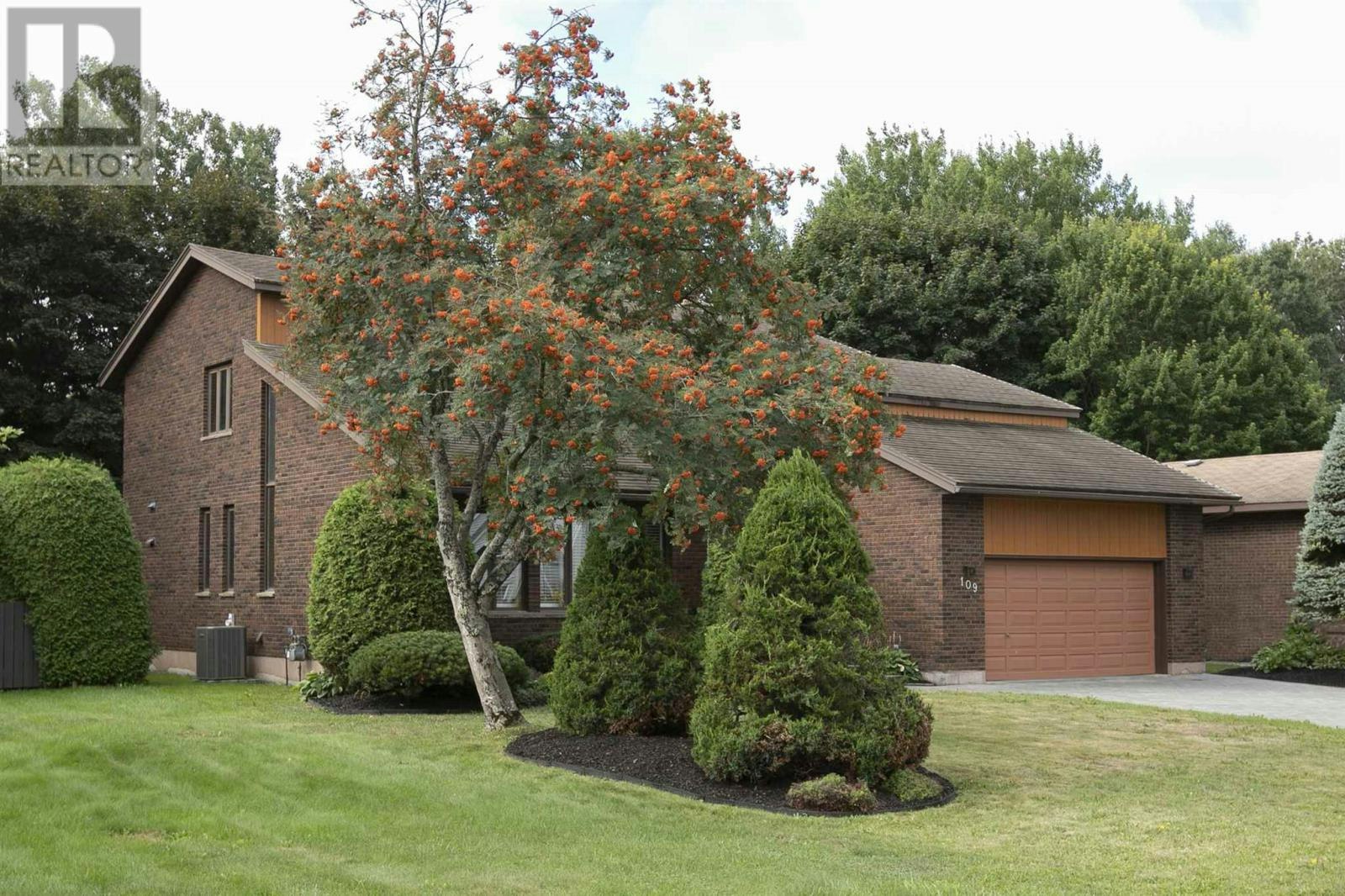 109 Greenview Lane, Sault Ste. Marie, ON, P6A 1L1 - 3