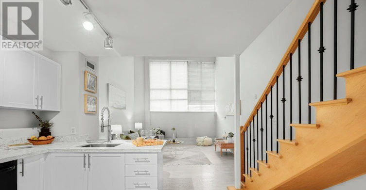 107-66 Bay Street S, Hamilton, ON, L8P 4Z6 - 11