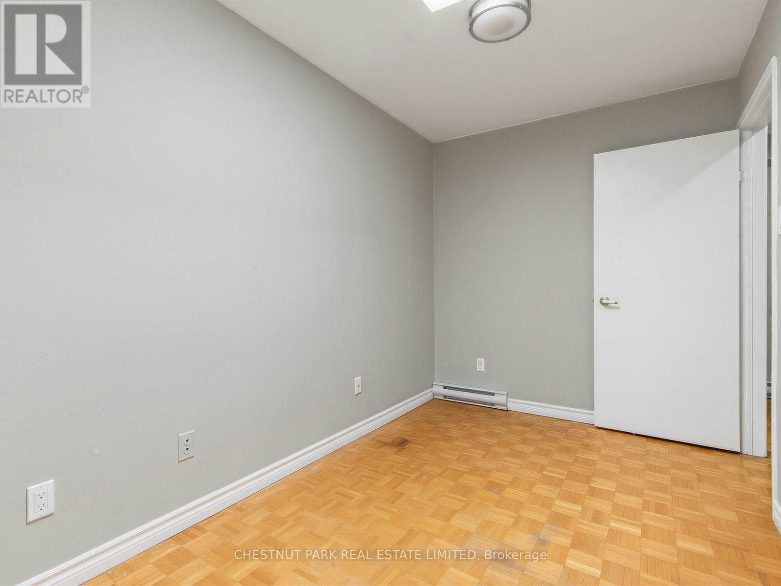 2-880 Broadview Avenue, Toronto, ON, M4K 2R1 - 18