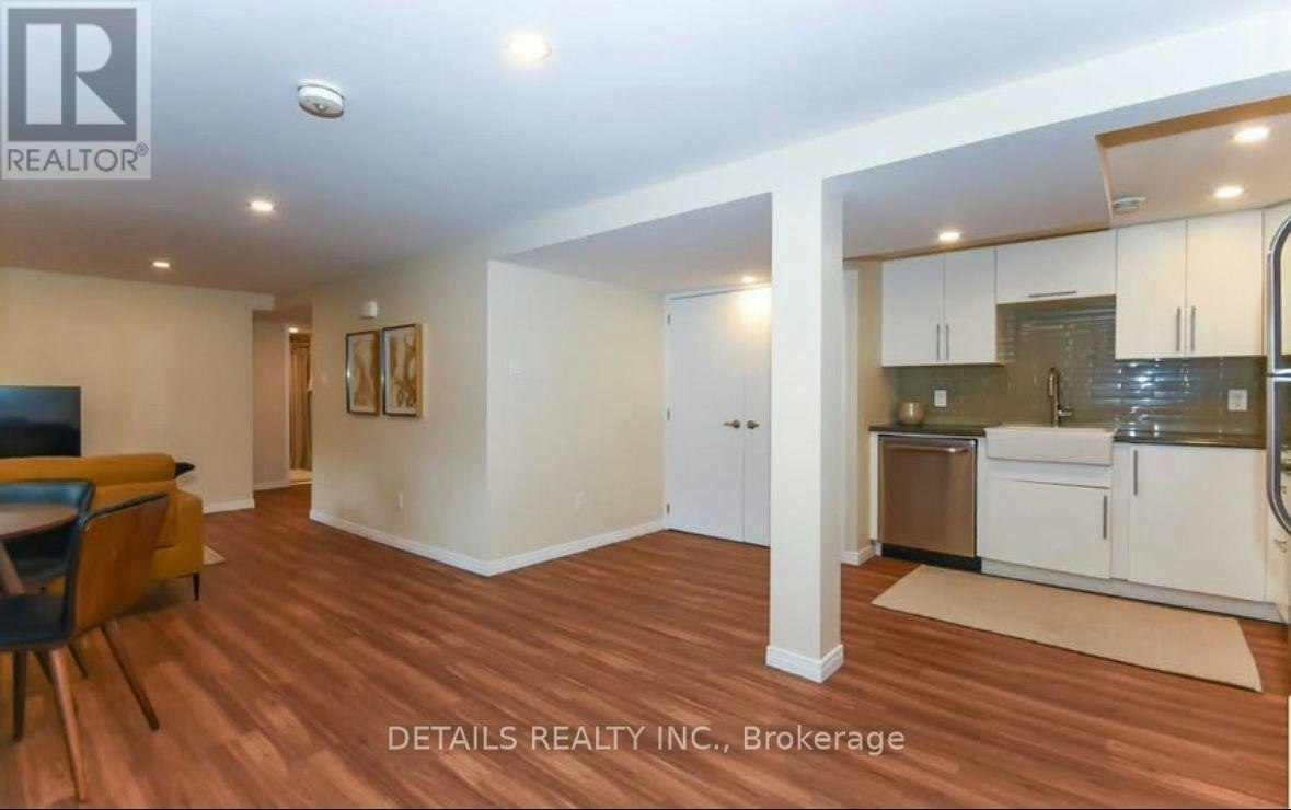 B-2364 Cheshire Road, Ottawa, ON, K2C 1G3 - 14