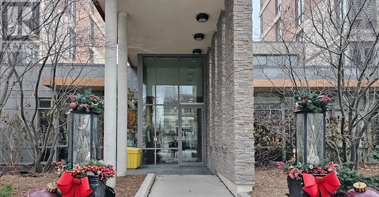 607-57 Upper Duke Crescent, Markham, ON, L6G 0B9 - 2