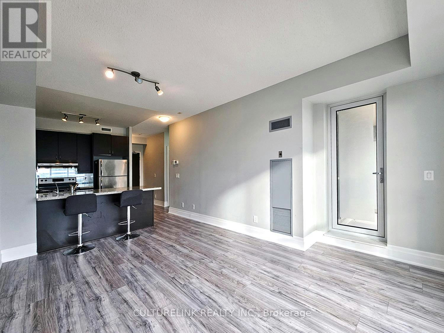 607-57 Upper Duke Crescent, Markham, ON, L6G 0B9 - 7