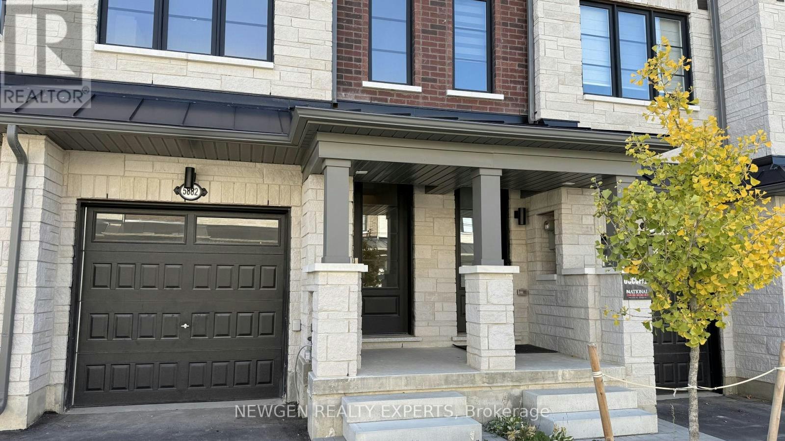 5882 Saigon Street, Mississauga, ON, L5V 0E9 - 2