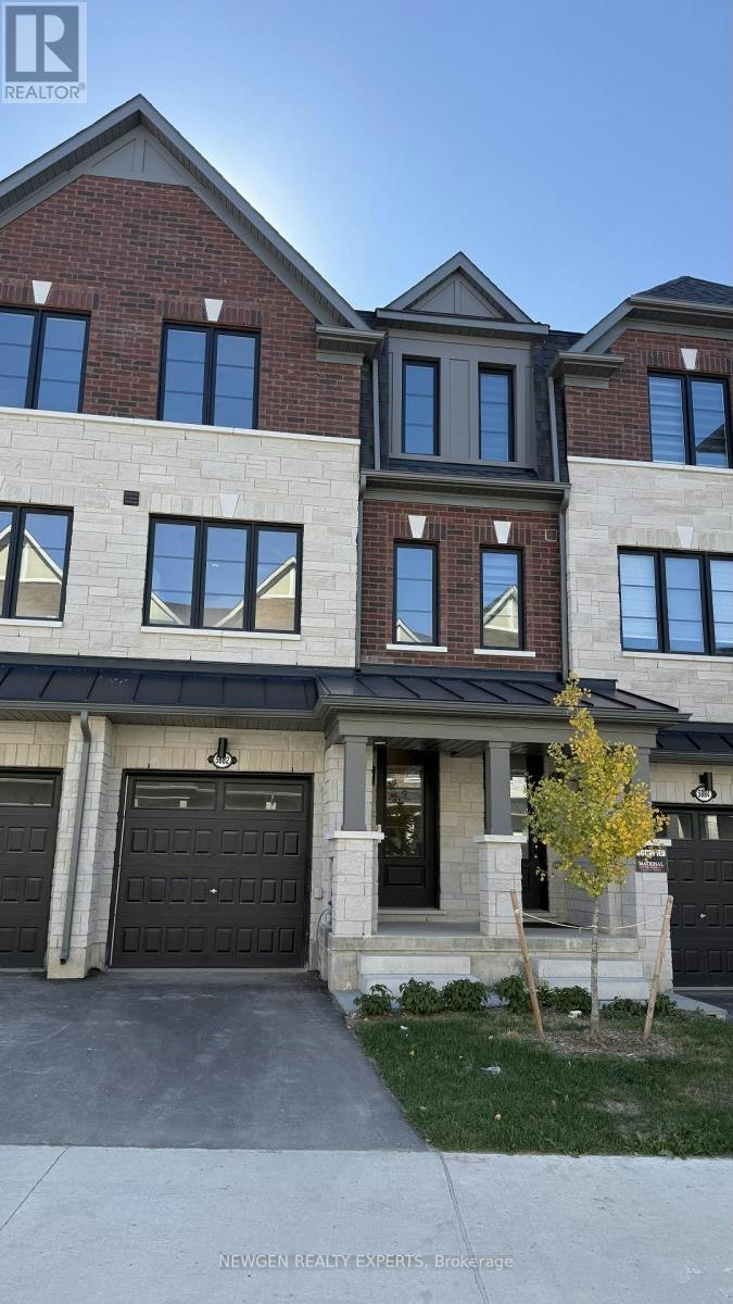 5882 Saigon Street, Mississauga, ON, L5V 0E9