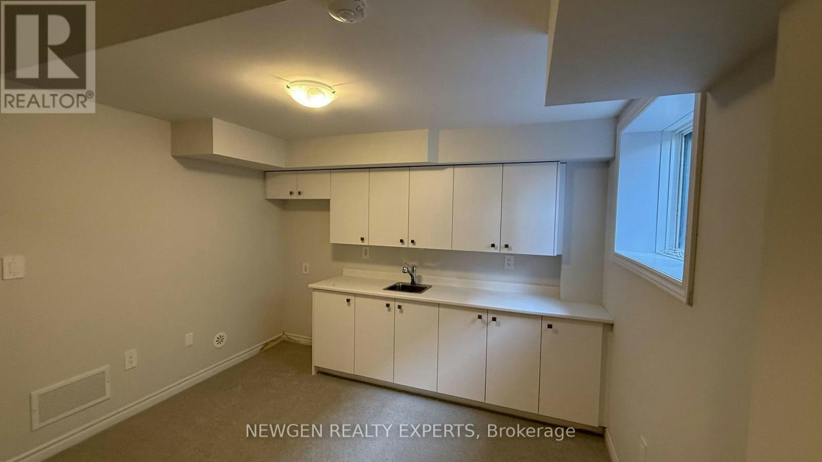 5882 Saigon Street, Mississauga, ON, L5V 0E9 - 43
